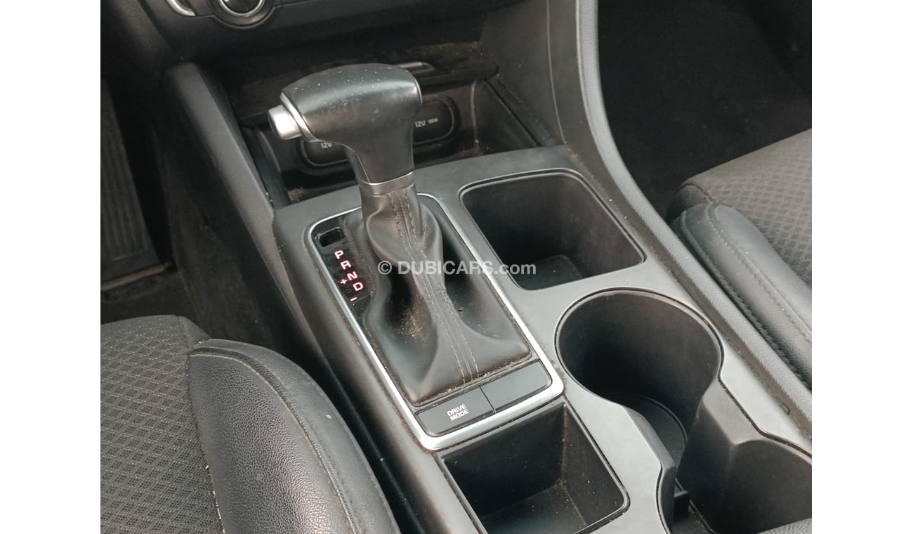 Kia Optima OPTIMA, 2.4L / DRIVER POWER SEAT / LEATHER SEATS / LOW MILEAGE (LOT # 6882)