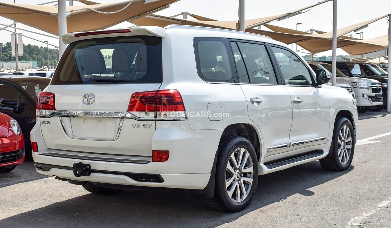 تويوتا لاند كروزر GXR.R