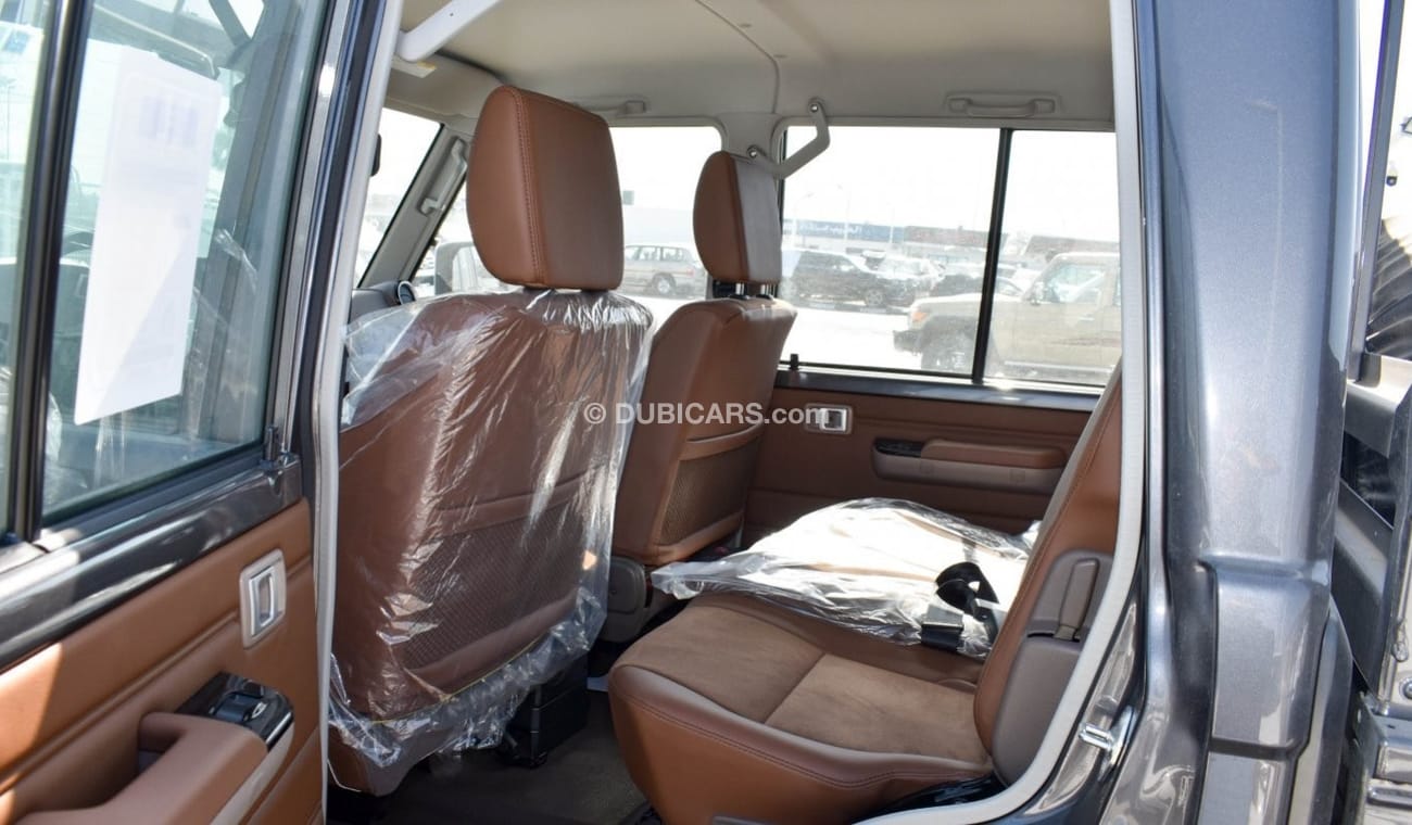 Toyota Land Cruiser Pick Up LC 79 DOUBLE CABIN - DIESEL 2.8L TURBO 2024 GREY