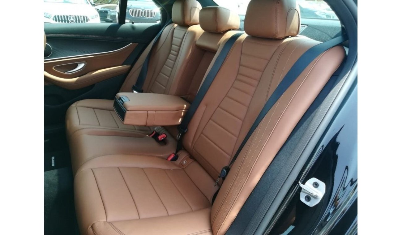 Mercedes-Benz E200 Premium 2.0 L 04 CYL ( CLEAN CAR WITH WARRANTY )