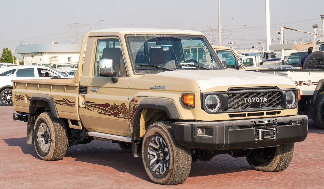 Toyota Land Cruiser Pick Up LX 4.0L V6 A/T