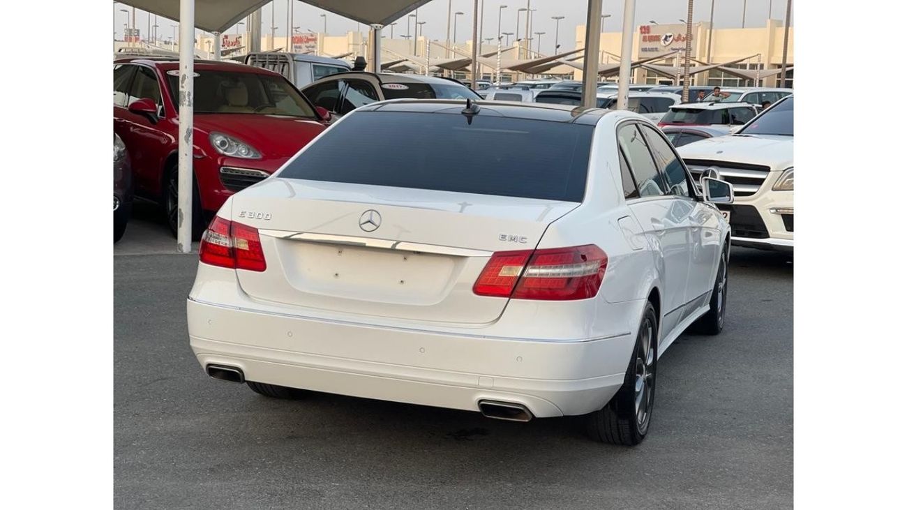 Mercedes-Benz E300 Avantgarde Mercedes E300 AMG_Gulf_2013_excellent condition_Full option