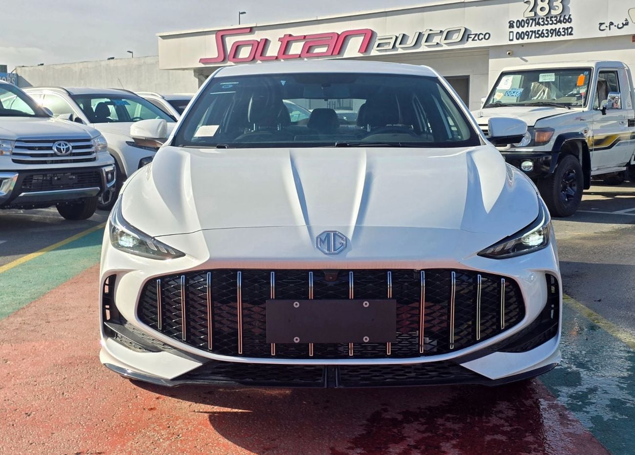 أم جي 5 MG 5 LUXURY 180DVVT  1.5L A/T FWD White Color 2025 Model