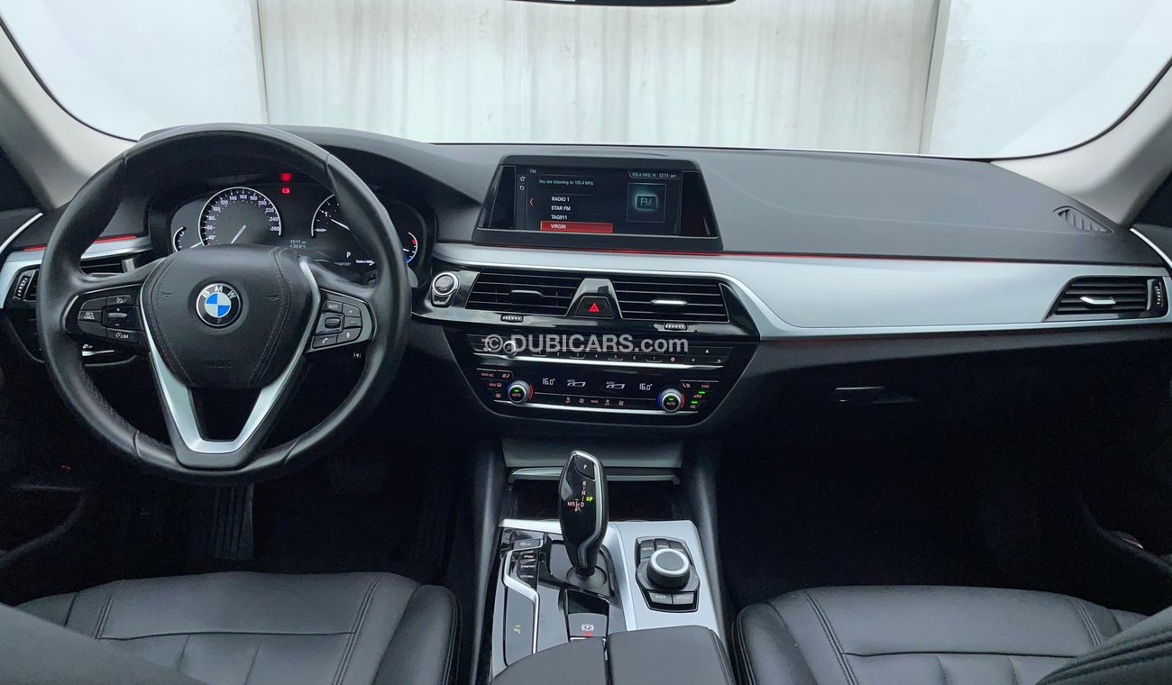 BMW 520i EXCLUSIVE 2 | Zero Down Payment | Free Home Test Drive