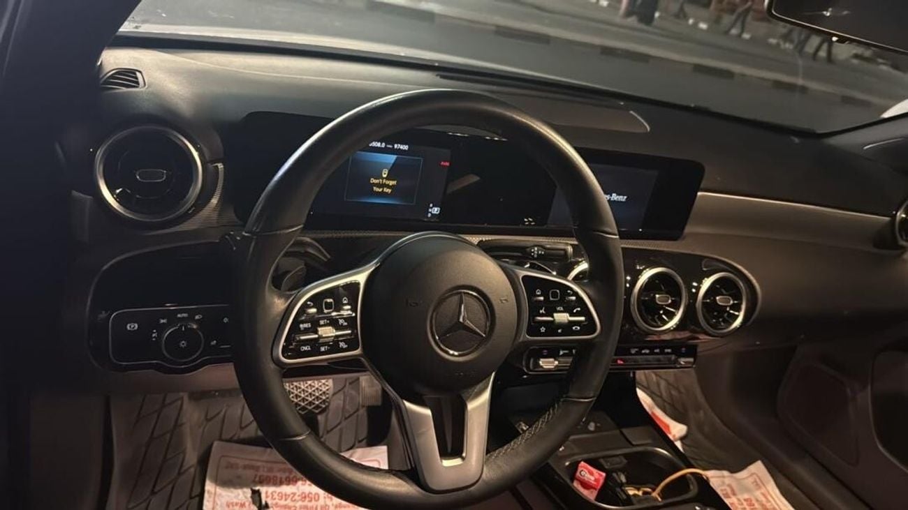 Mercedes Benz A220