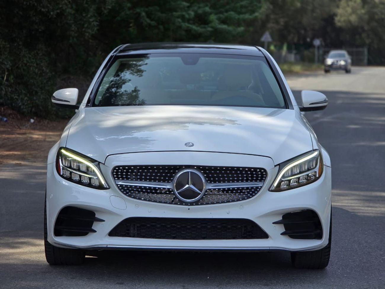 مرسيدس بنز C 300 Premium 2.0L