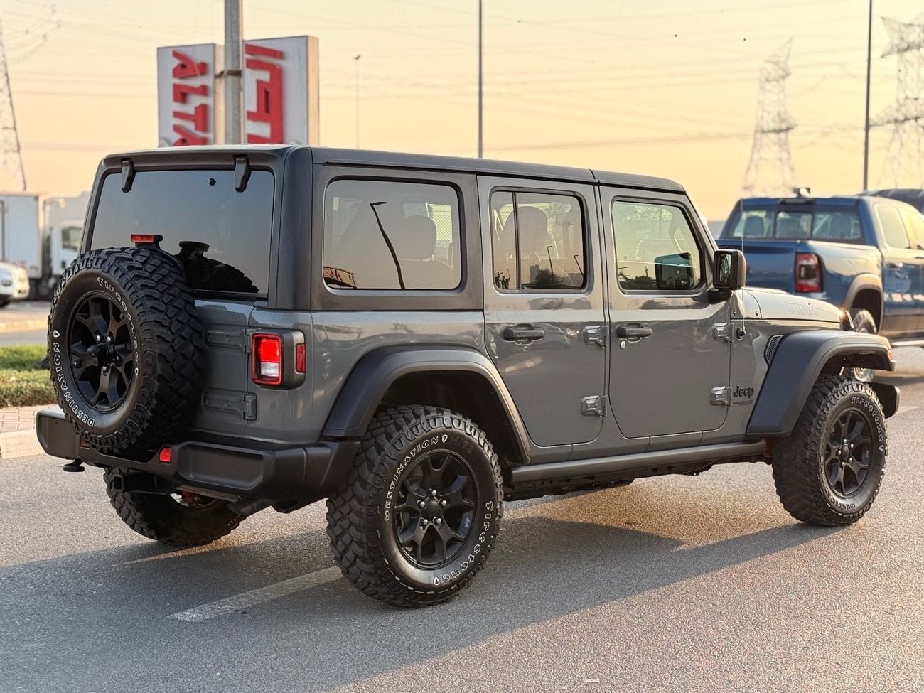 Jeep Wrangler Unlimited Sport 3.6L A/T