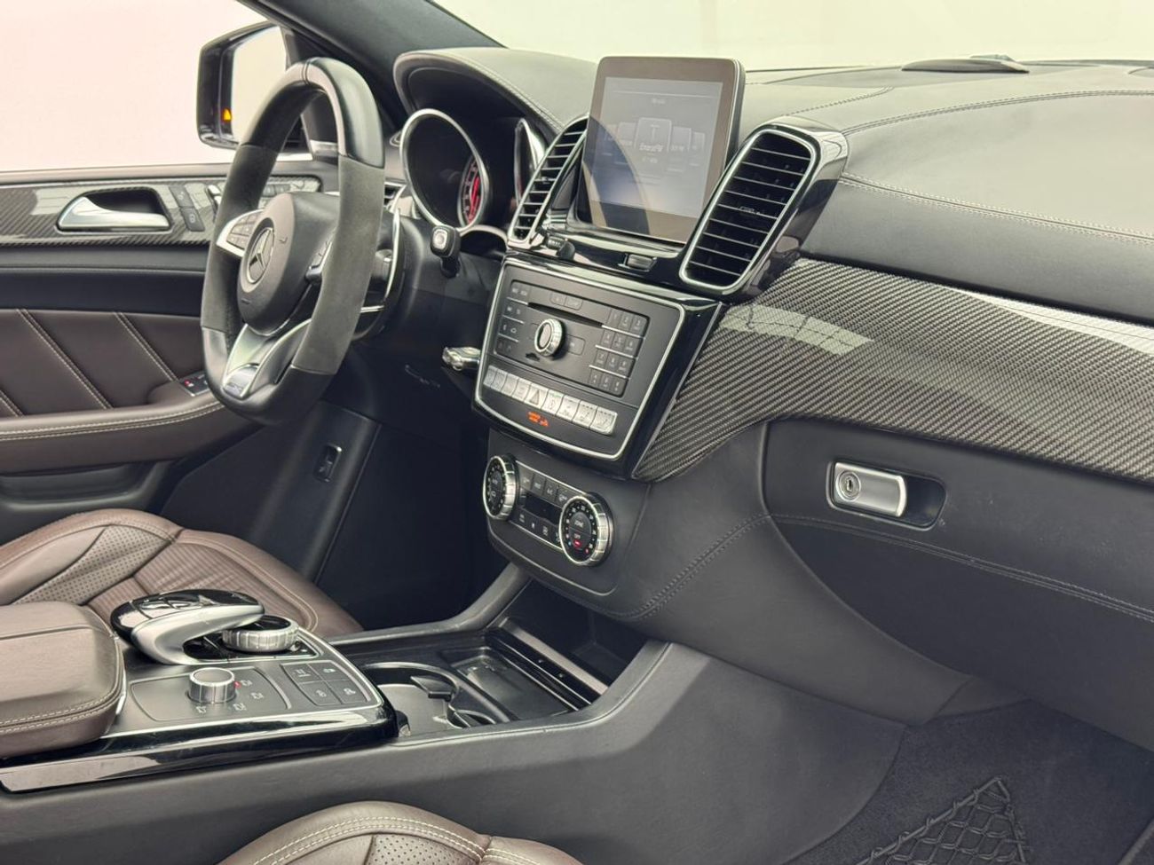 Mercedes-Benz GLE 63 S AMG Coupe 2017 Mercedes-Benz GLE 63 S AMG 4Matic Coupe, Full Service History, Excellent Condition, GCC