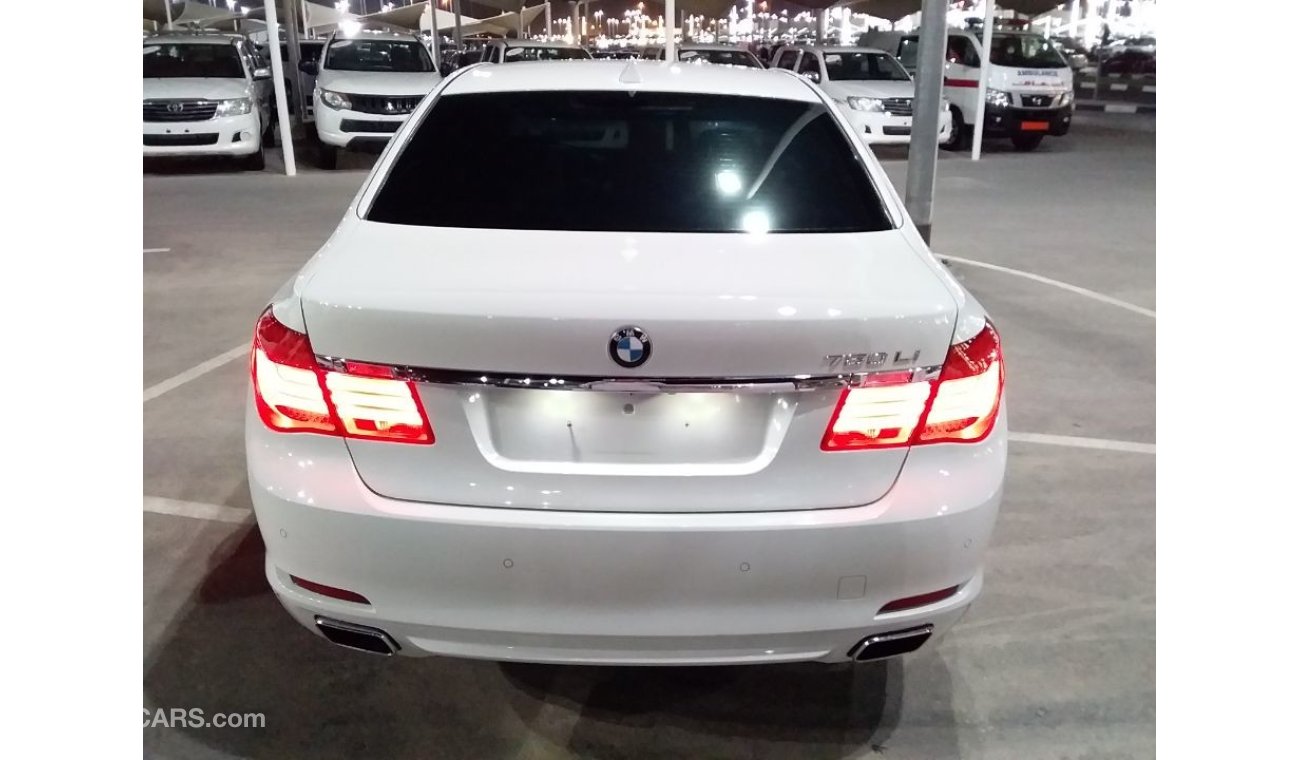 بي أم دبليو 750 Li 2012 GCC