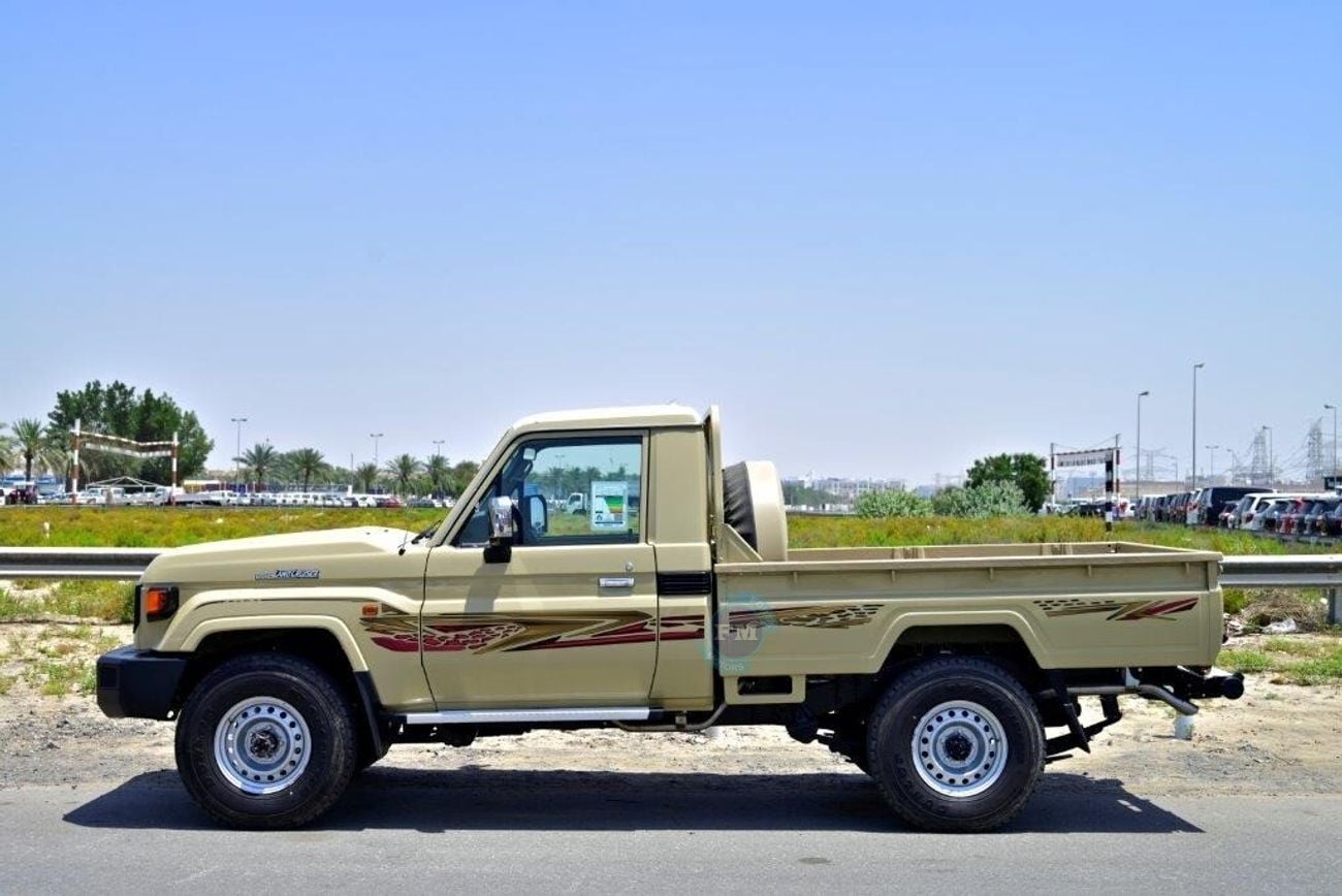 Toyota Land Cruiser Pick Up 79 Petrol 4.0L Automatic (Double Tank)