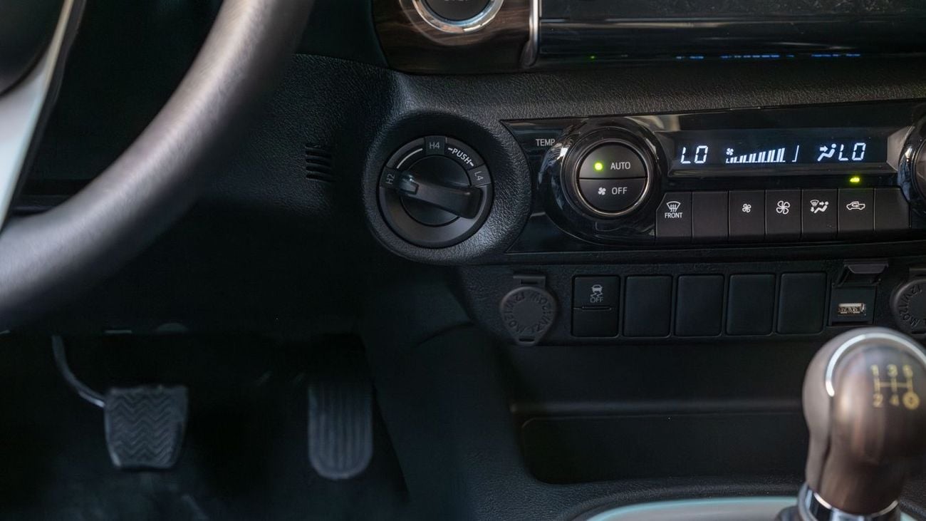 تويوتا هيلوكس TOYOTA HILUX 2.7 MT HIGH -2026YM