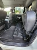 Nissan Titan 5.6L V8 LIMITED FULL OPTION 1 year service free