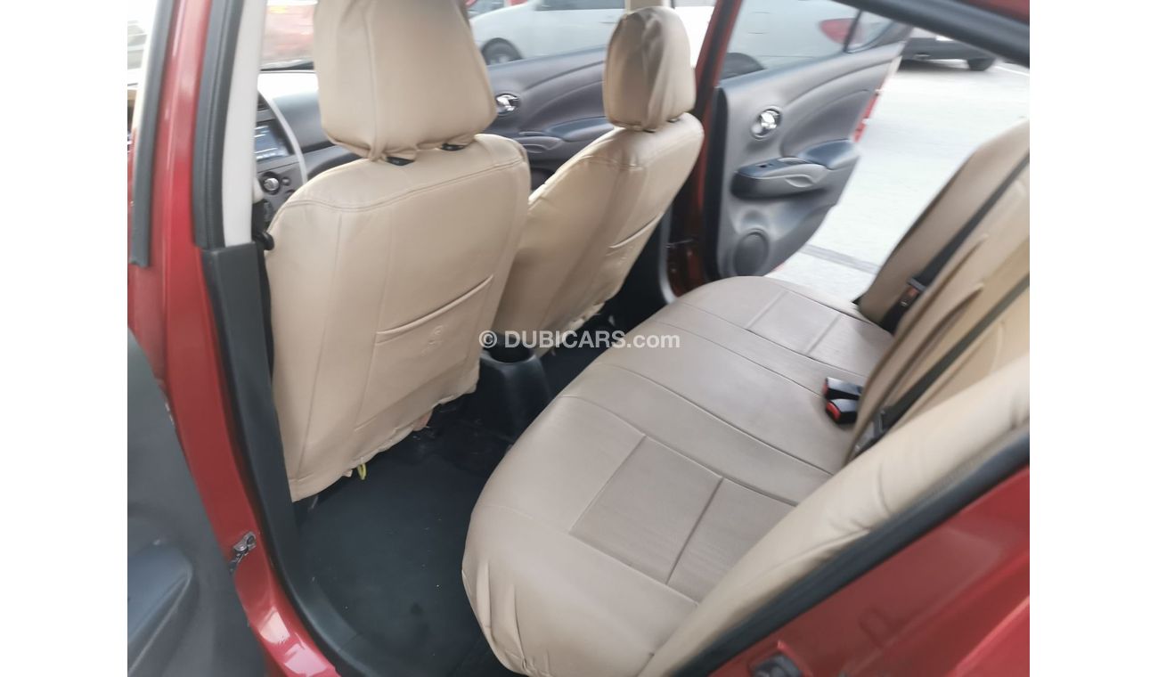 Nissan Versa