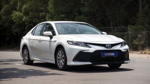Toyota Camry LE 2.5L (176 HP) | Agency Warranty | Complete Service History | Zero Downpayment Support