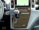 تويوتا جرافينا Premium GCC Specs | Brand Luxury 6-Seater