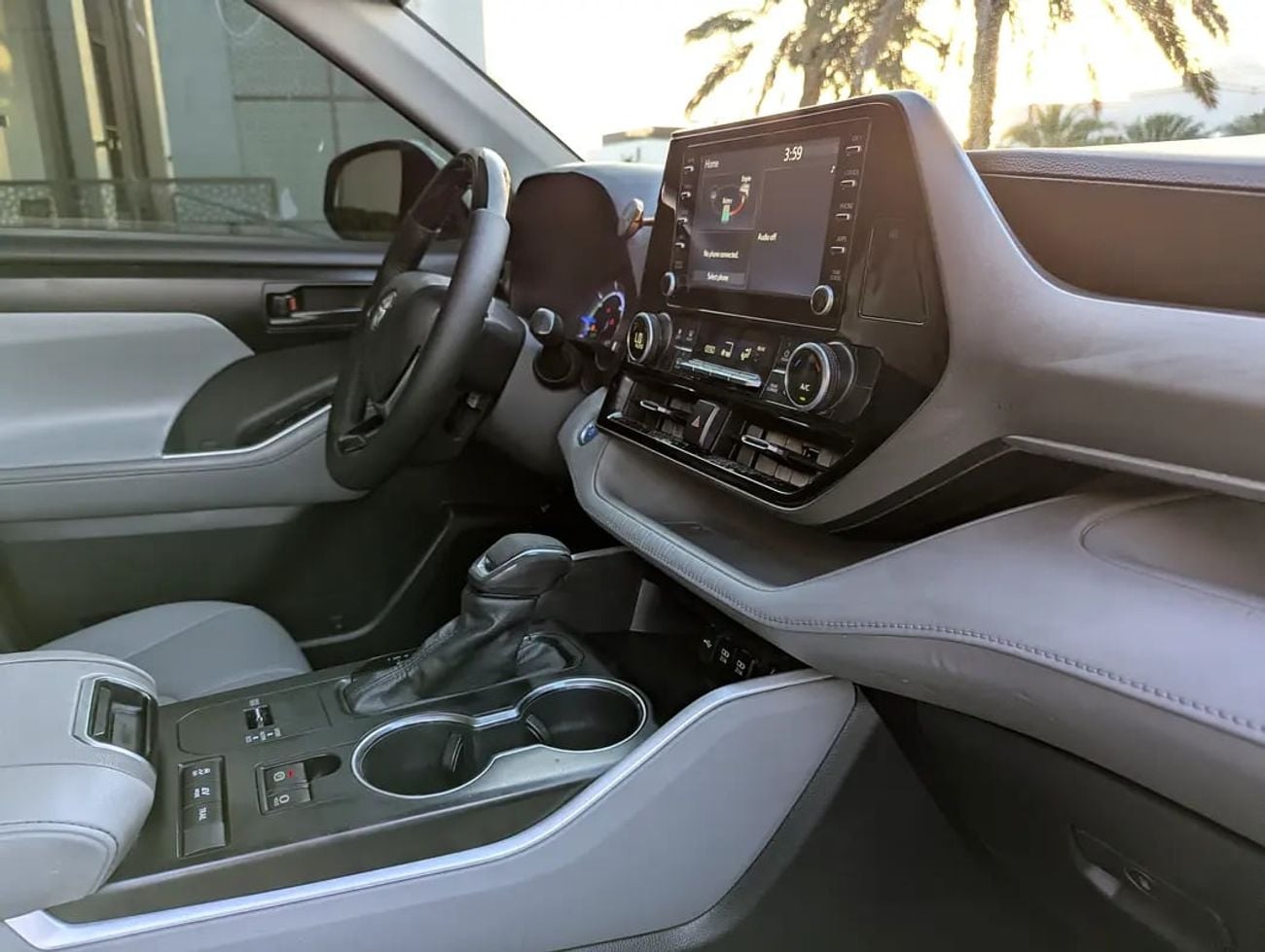 Toyota Highlander Hybrid Limited | GCC Specs | Full Option | Premium Family SUV