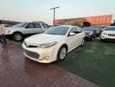 Toyota Avalon SE+ full option ,in showroom condition