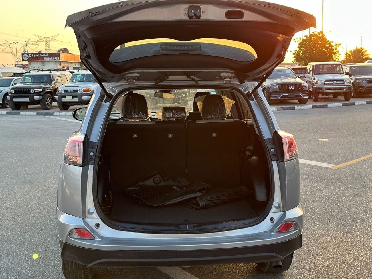 تويوتا راف ٤ VX