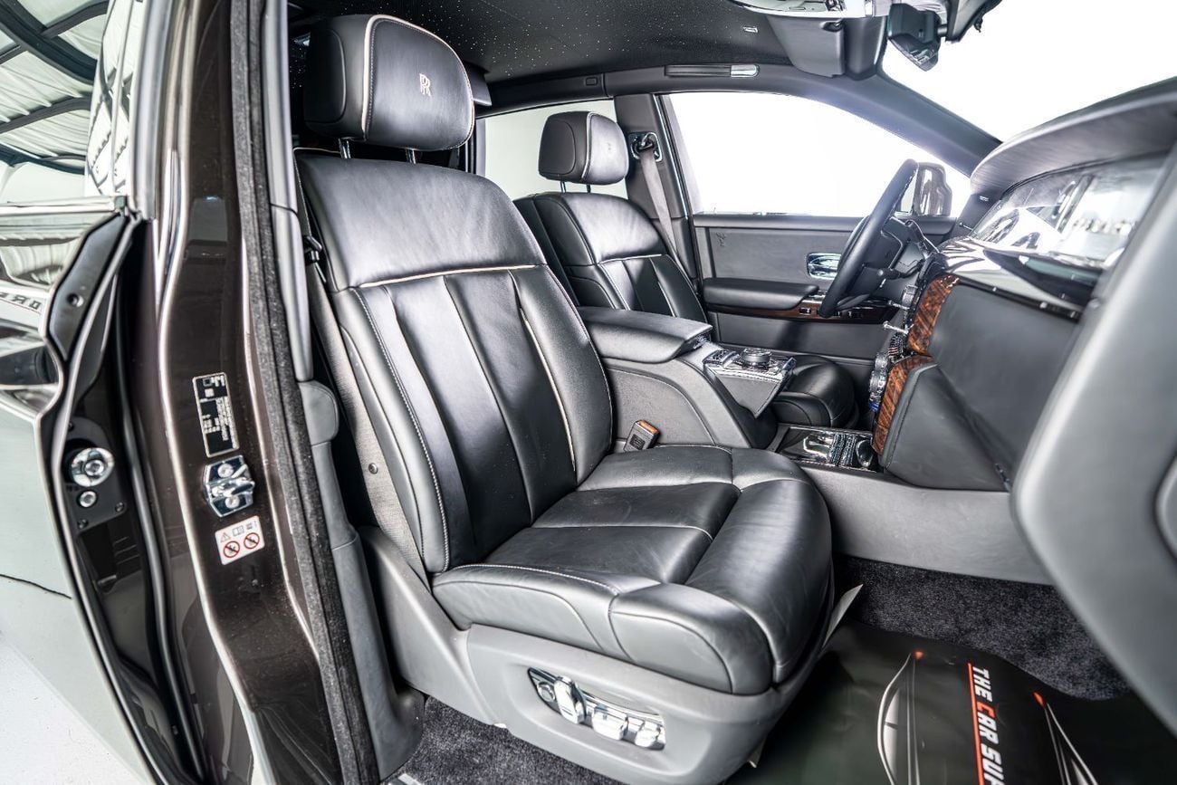 Rolls Royce Phantom STANDARD 6.8L Diamond Grey Exterior Color-24 Inch Chrome Rims-Star Light System