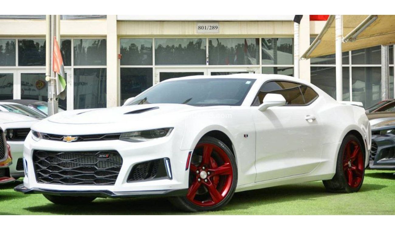 Chevrolet Camaro 3.6L engine. V6