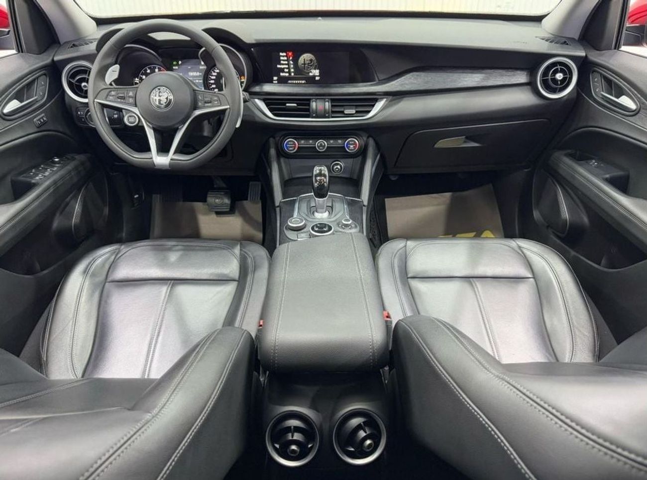 ألفا روميو ستيلفيو Super 2.0L 2020 Alfa Romeo Stelvio Q4, Warranty, Full Service History, Excellent Condition, GCC