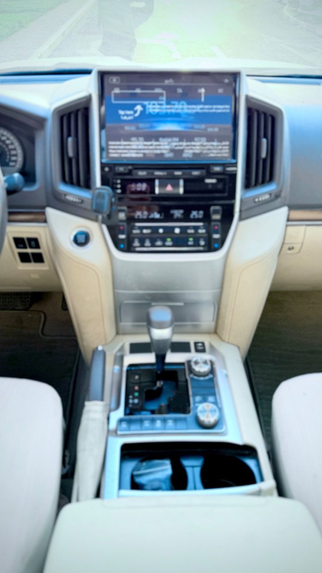 تويوتا لاند كروزر 