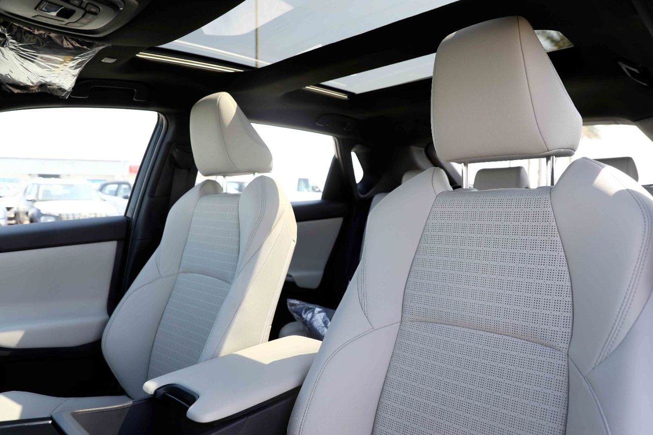 Toyota bZ4X 2022 Toyota bZ4X X-Mode Pro - White inside Grey