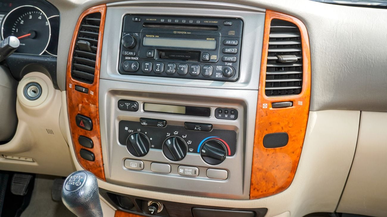 Toyota Land Cruiser GXR 4.5 L V6