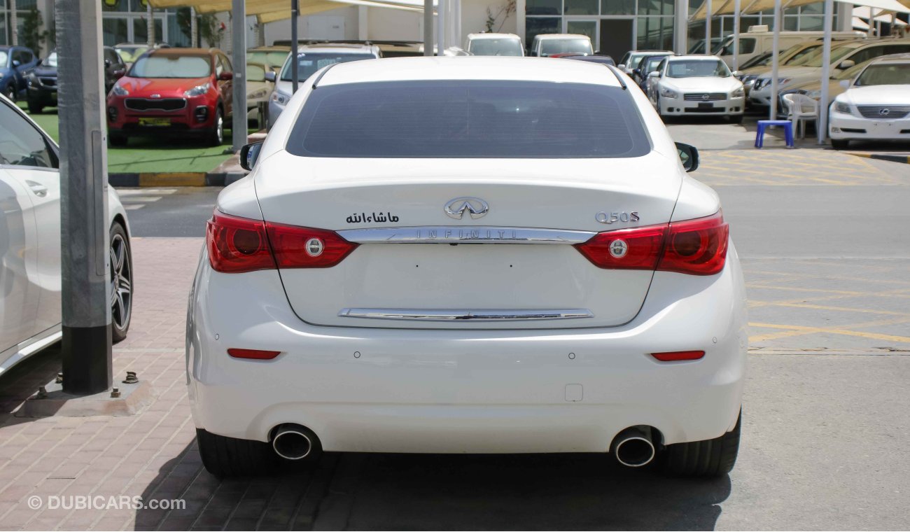 Infiniti Q50 S