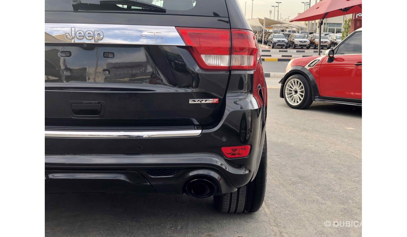 جيب جراند شيروكي GRAND CHEROKEE SRT FULLY LOADED SUPER CLEAN