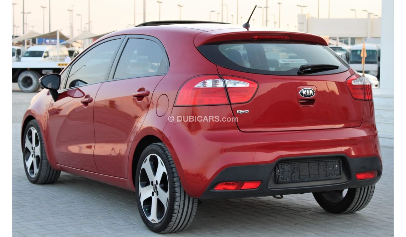 كيا ريو كيا ريو 2015 فل اوبشن خليجي بحالة ممتازة بدون حوادث نظيفه جدا من الداخل والخارج