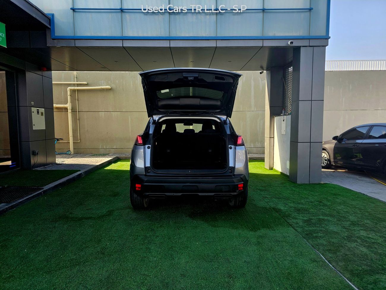 بيجو 3008 / 1.6 V4/ ORIGINAL PAINT/ SINGLE OWNER/ LOW KMS