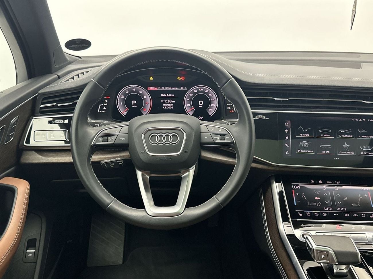 أودي Q7 SUV S line 55 TFSI quattro 340hp (Ref# 10460)