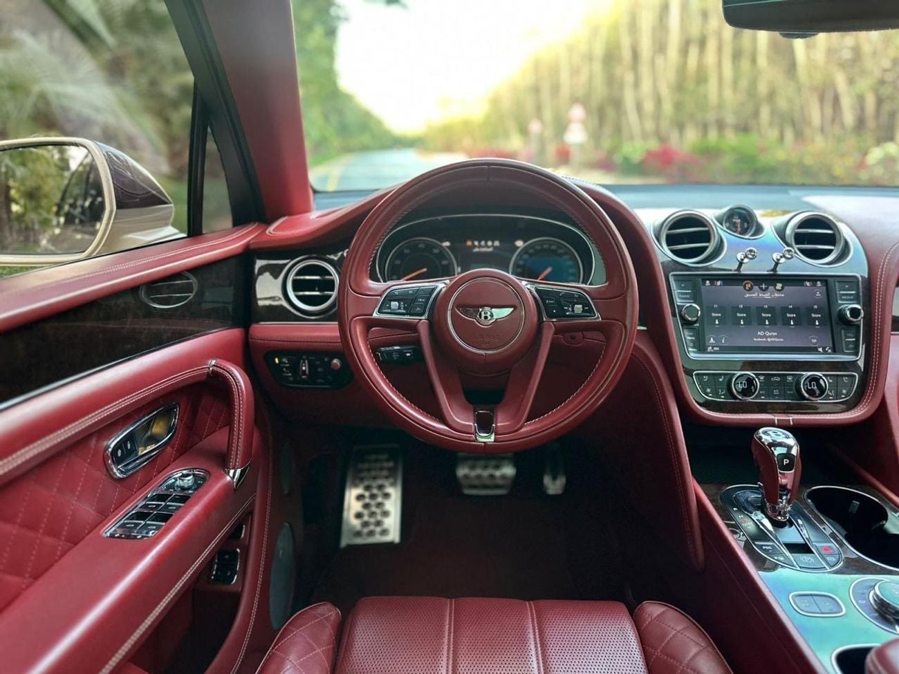 Bentley Bentayga Bentayga 4.0T 2017 Bentley Bentayga W12 Twin Turbo - GCC Spec