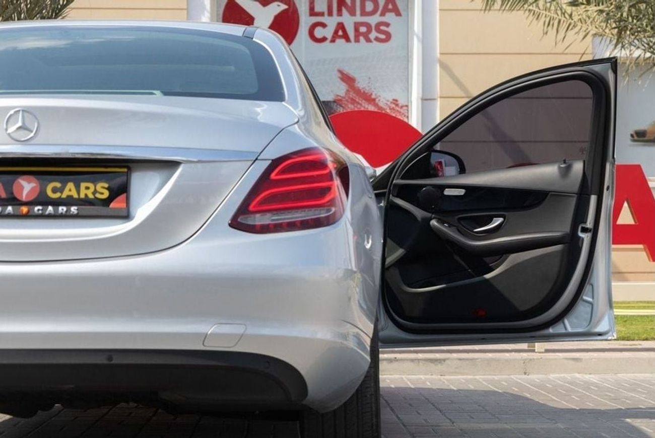 Mercedes-Benz C 200 Mercedes-Benz C200 2017 Korean Spec under Warranty with Flexible Down-Payment.