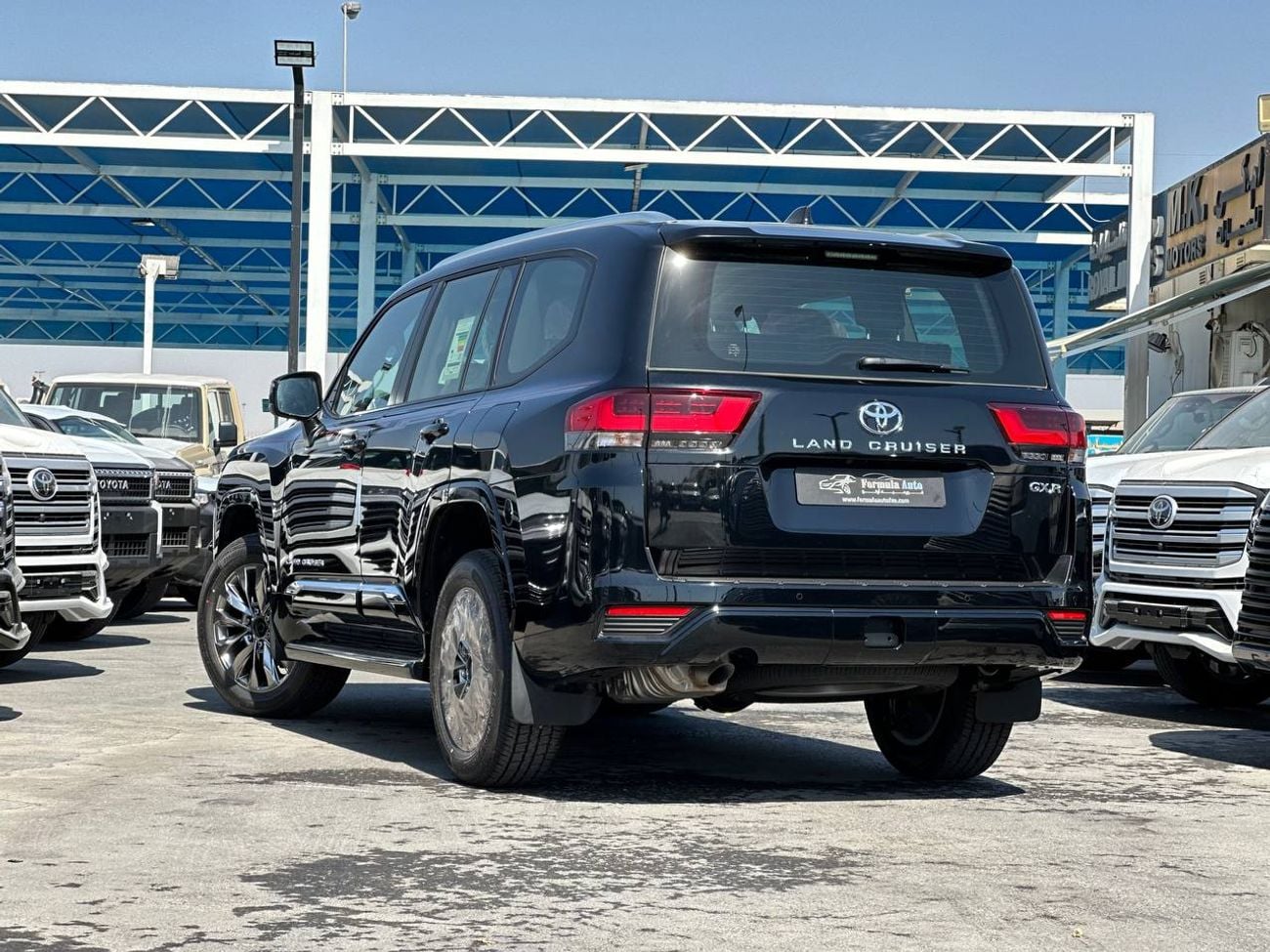 Toyota Land Cruiser GXR 4.0L PTR A/T // High Option with Radar , DVD&Back Camera , Cooling  Seats // Special Offer // By