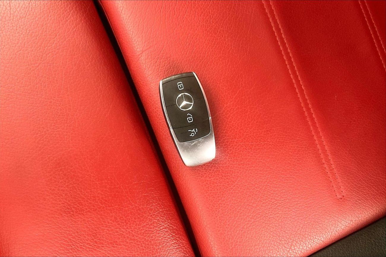 مرسيدس بنز GLA 200 Premium | National Day Celebration | شامل الضمان | 0 ﺪﻔﻋﺓ ﺃﻮﻟﻯ