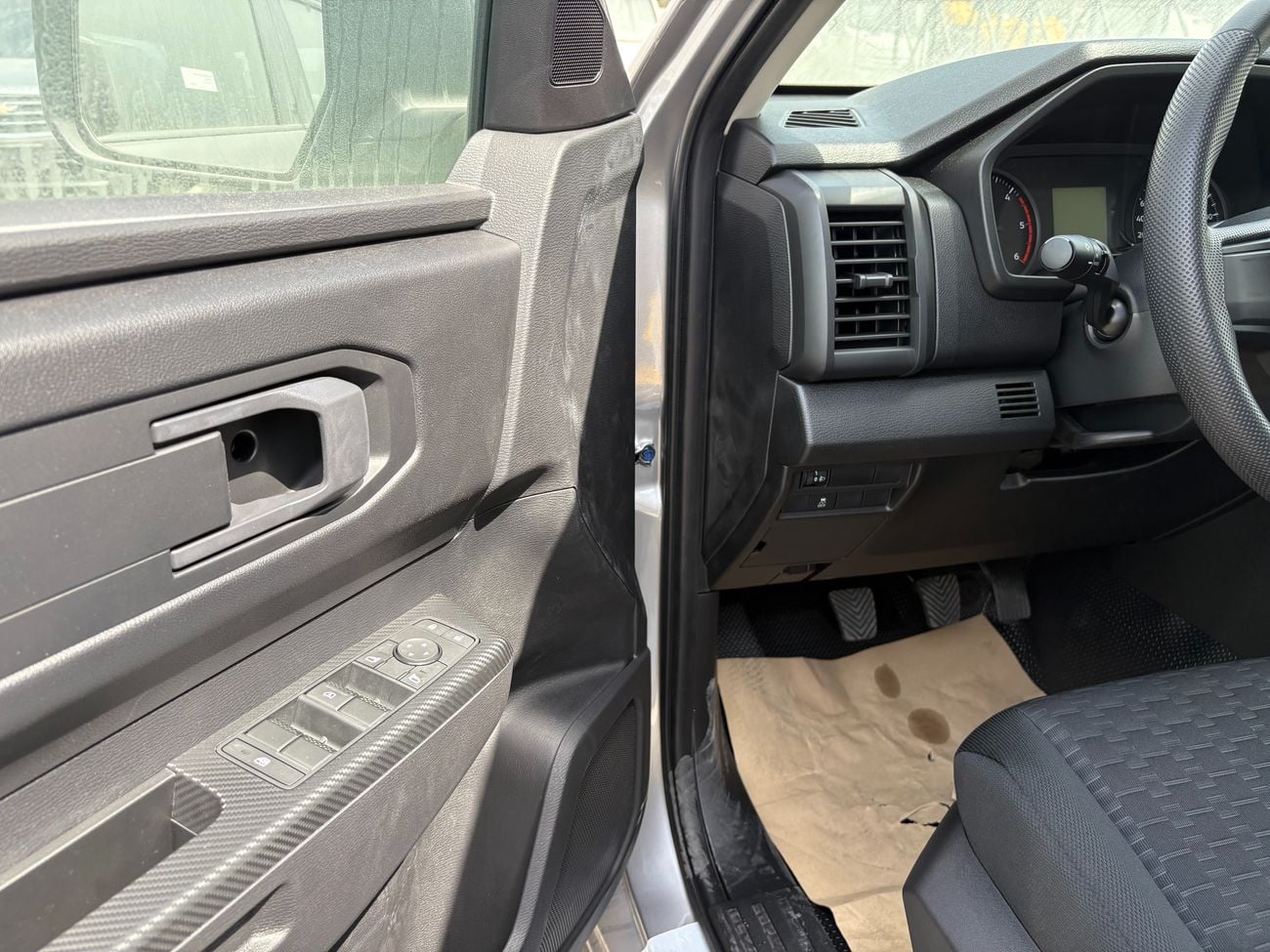 ميتسوبيشي L200 GL
