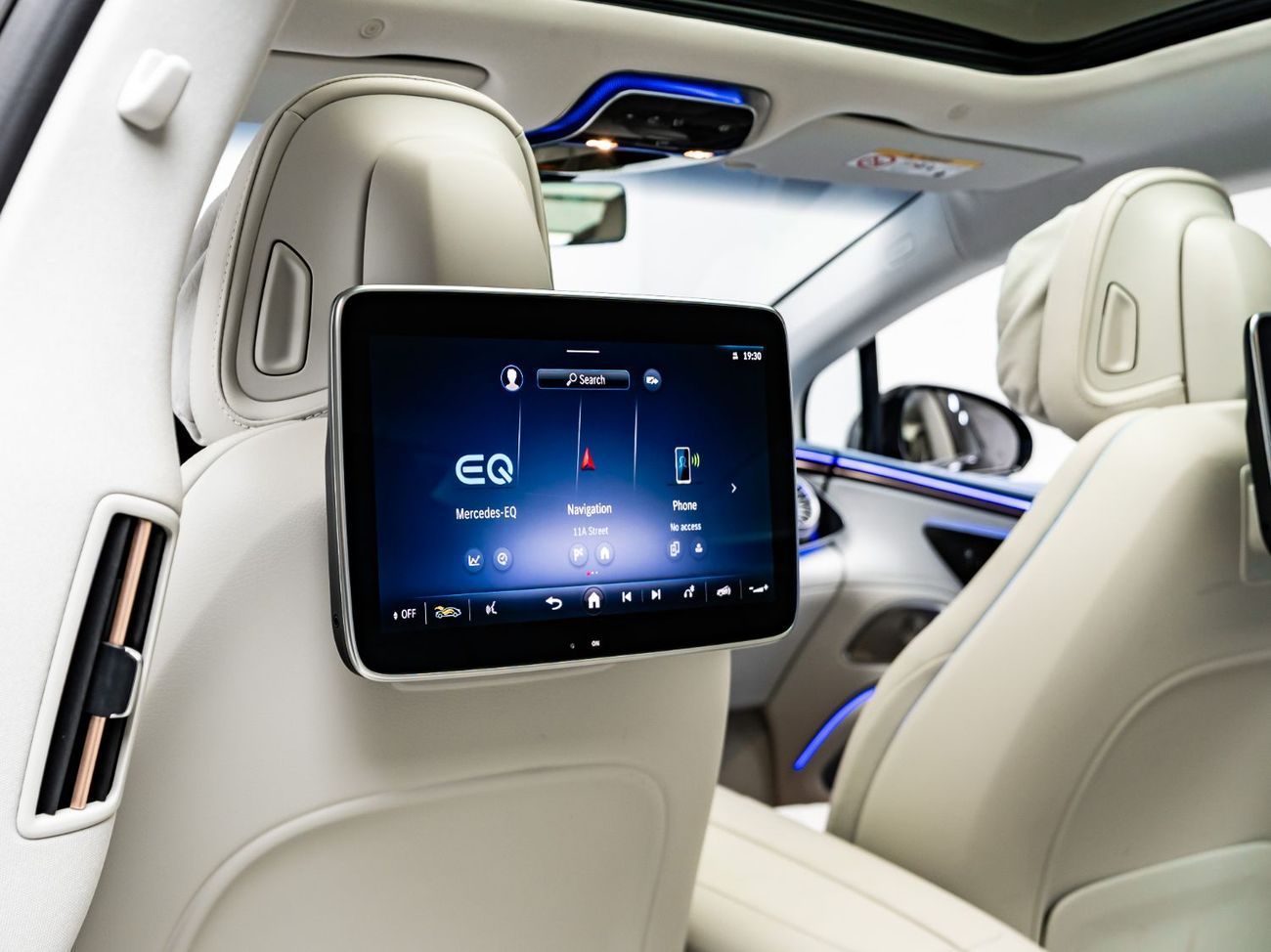 Mercedes-Benz EQS 580 Premium + 2024 Mercedes EQS580 Edition One 4-Matic, 2029 Mercedes Warranty + Service Contract, Low K