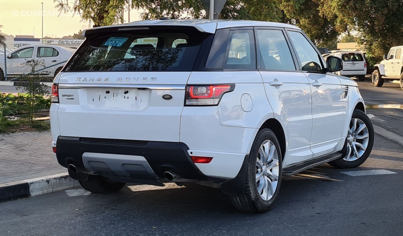 Land Rover Range Rover Sport HSE GCC Perfect Condition