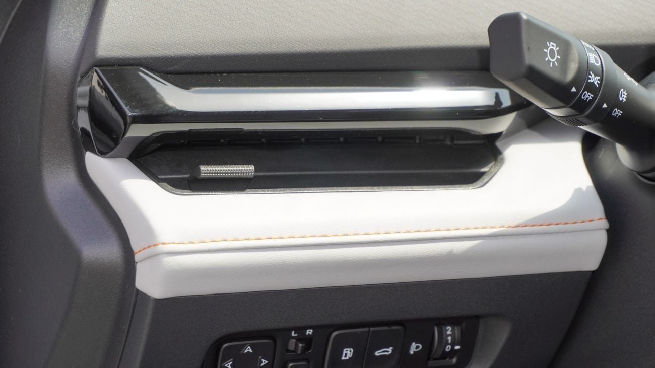 تشنجان Uni V Brand New Uni-V IDD Smart Cool 2024 1.5L Hybrid 2WD |White/Black |N-UNI-V-1.5-24 |FOR EXPORT