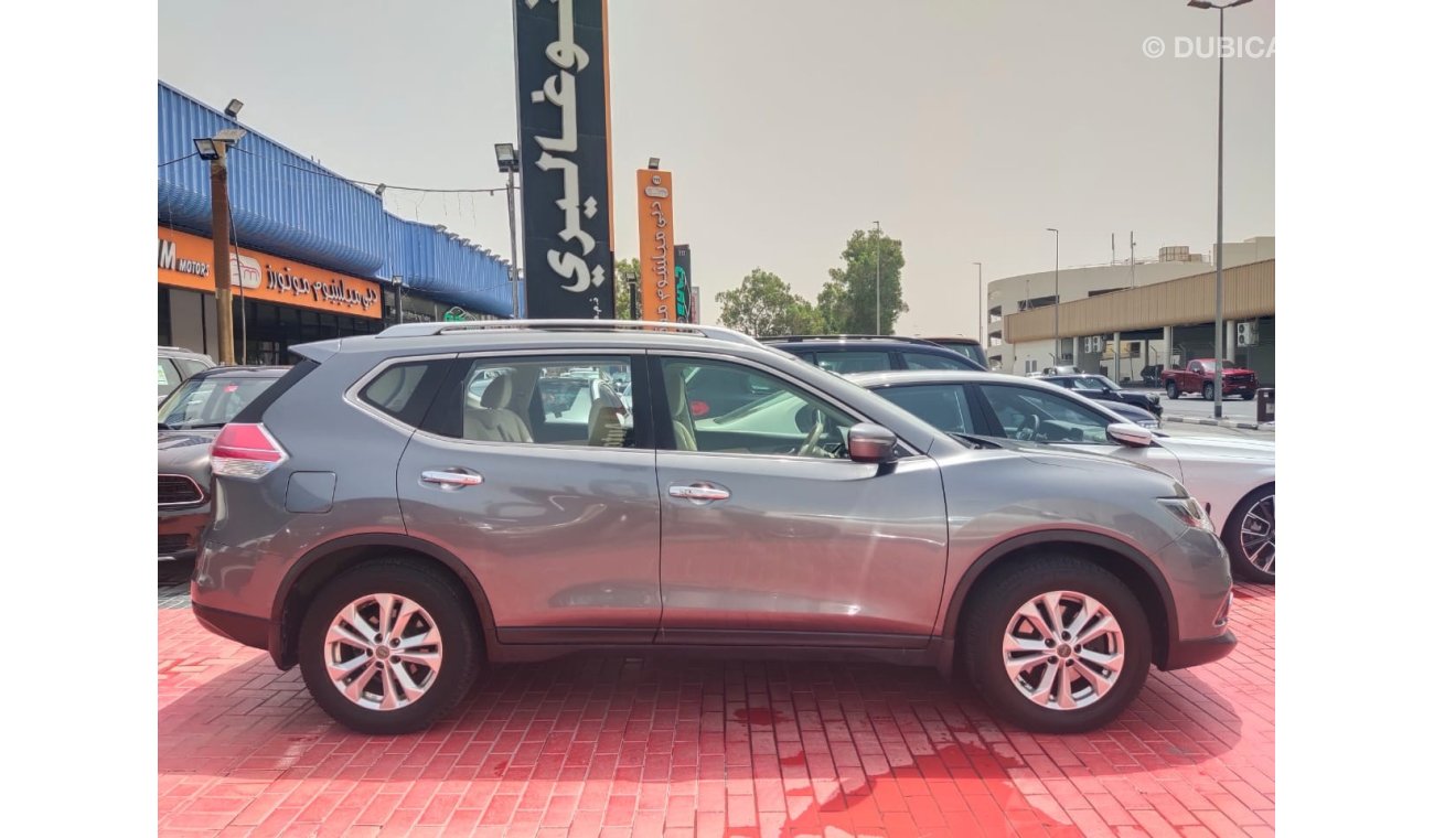 Nissan X-Trail 2.5 SV 7 Seater Original Piant 2015 GCC