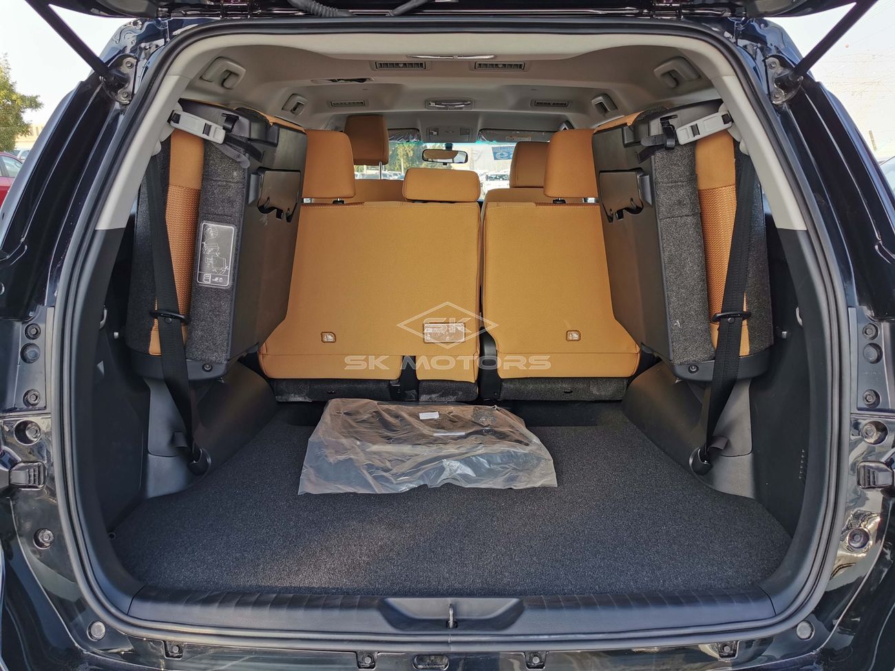 تويوتا فورتونر 2.4L DIESEL 4x4, Ready stock (CODE # TFD01)