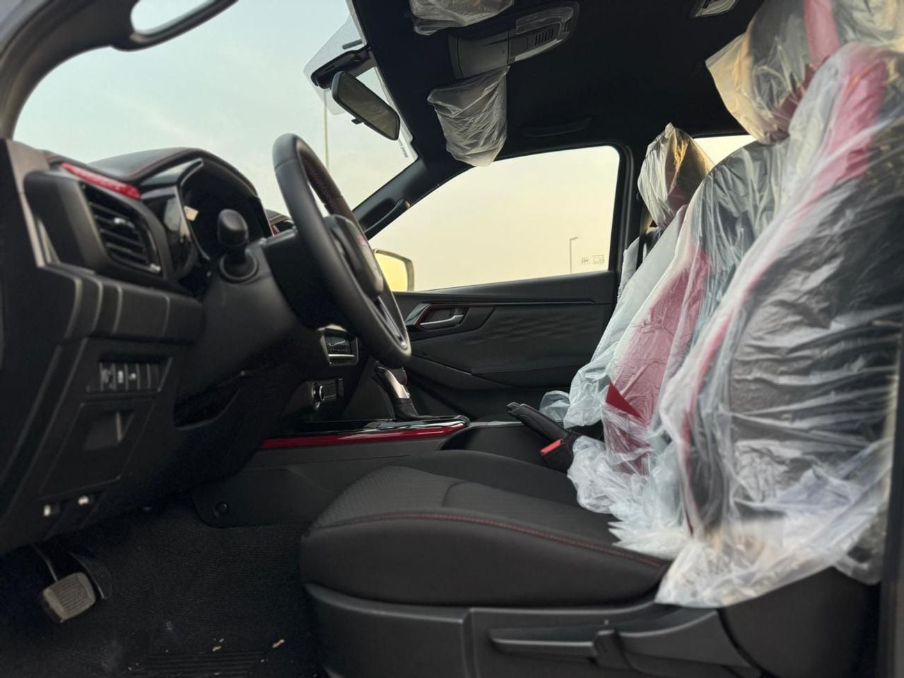 إيسوزو D ماكس 3.0L Crew Cab 4WD GT