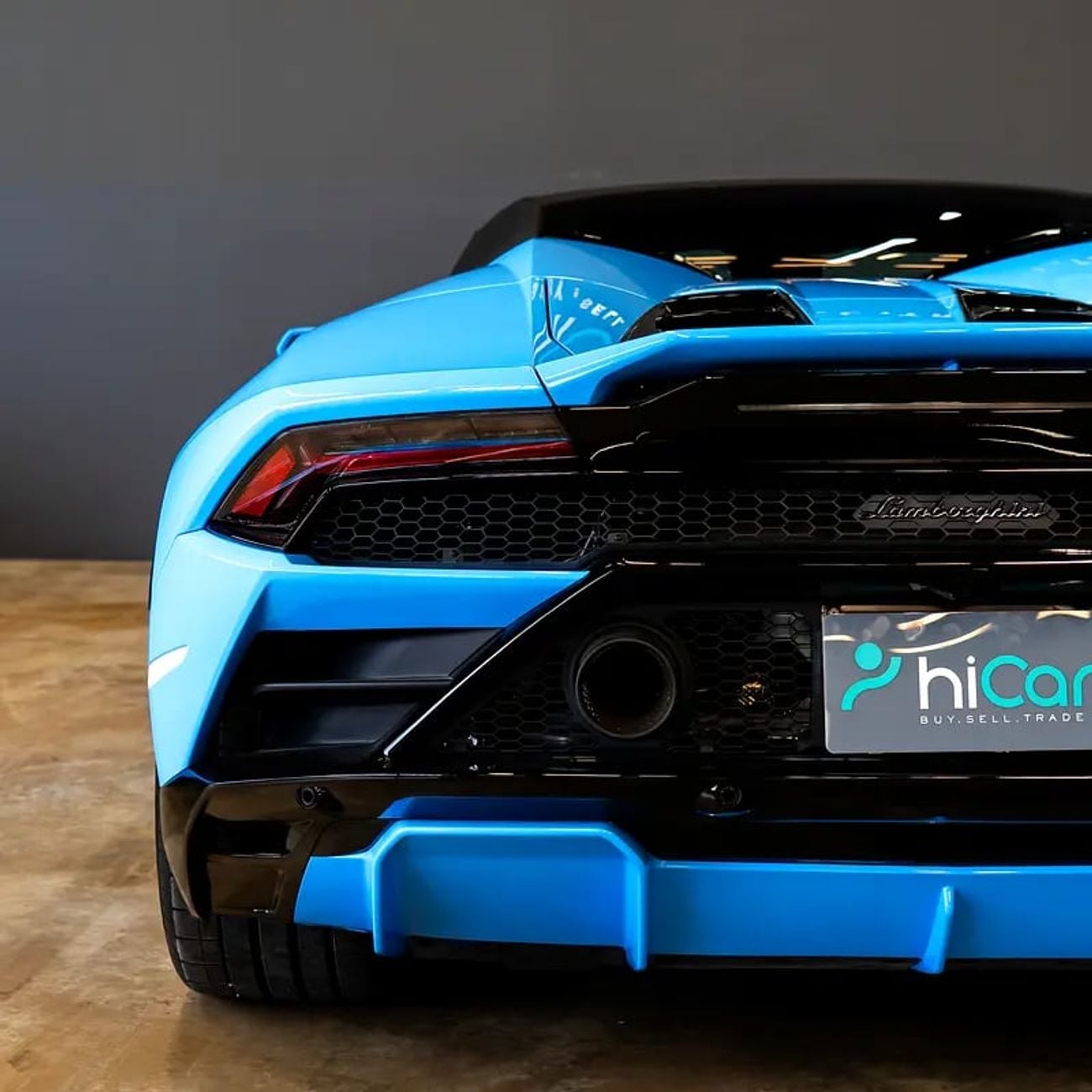 لامبورغيني هوراكان ايفو سبايدر 19,147 P.M • 0% Downpayment • EVO Spyder • 1 Year Warranty