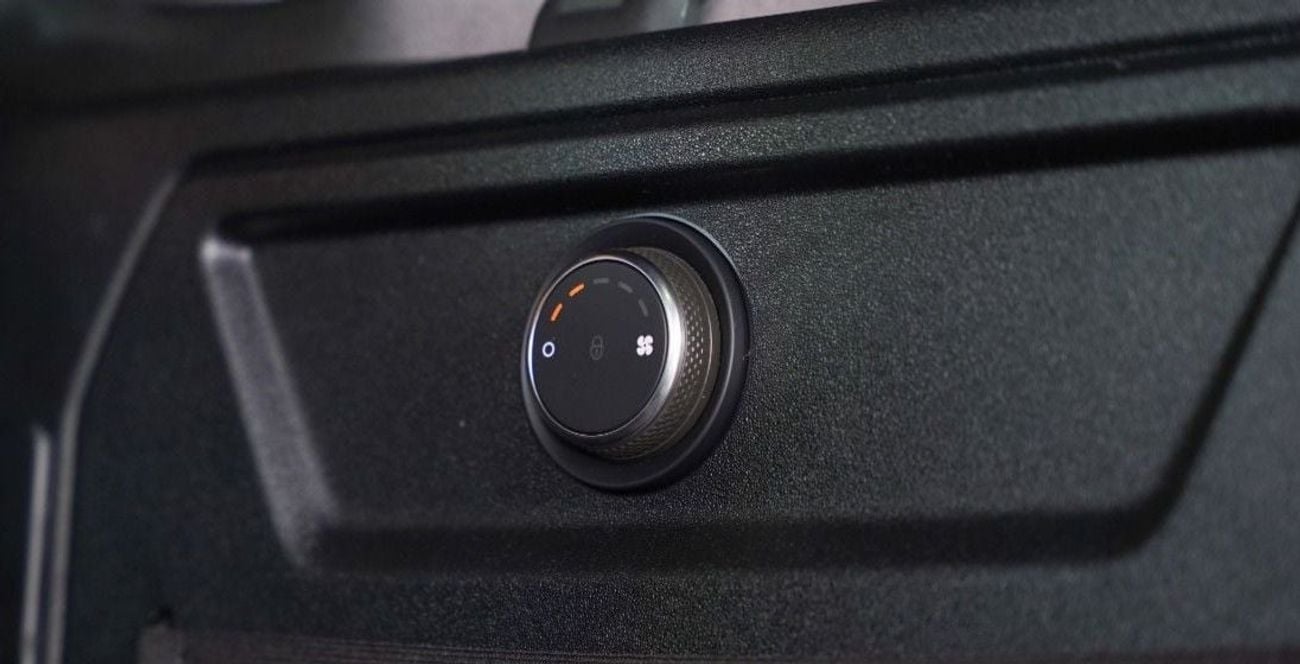 Land Rover Defender Land Rover Defender X-Dynamic HSE P400 - 2026 - GCC (Export)