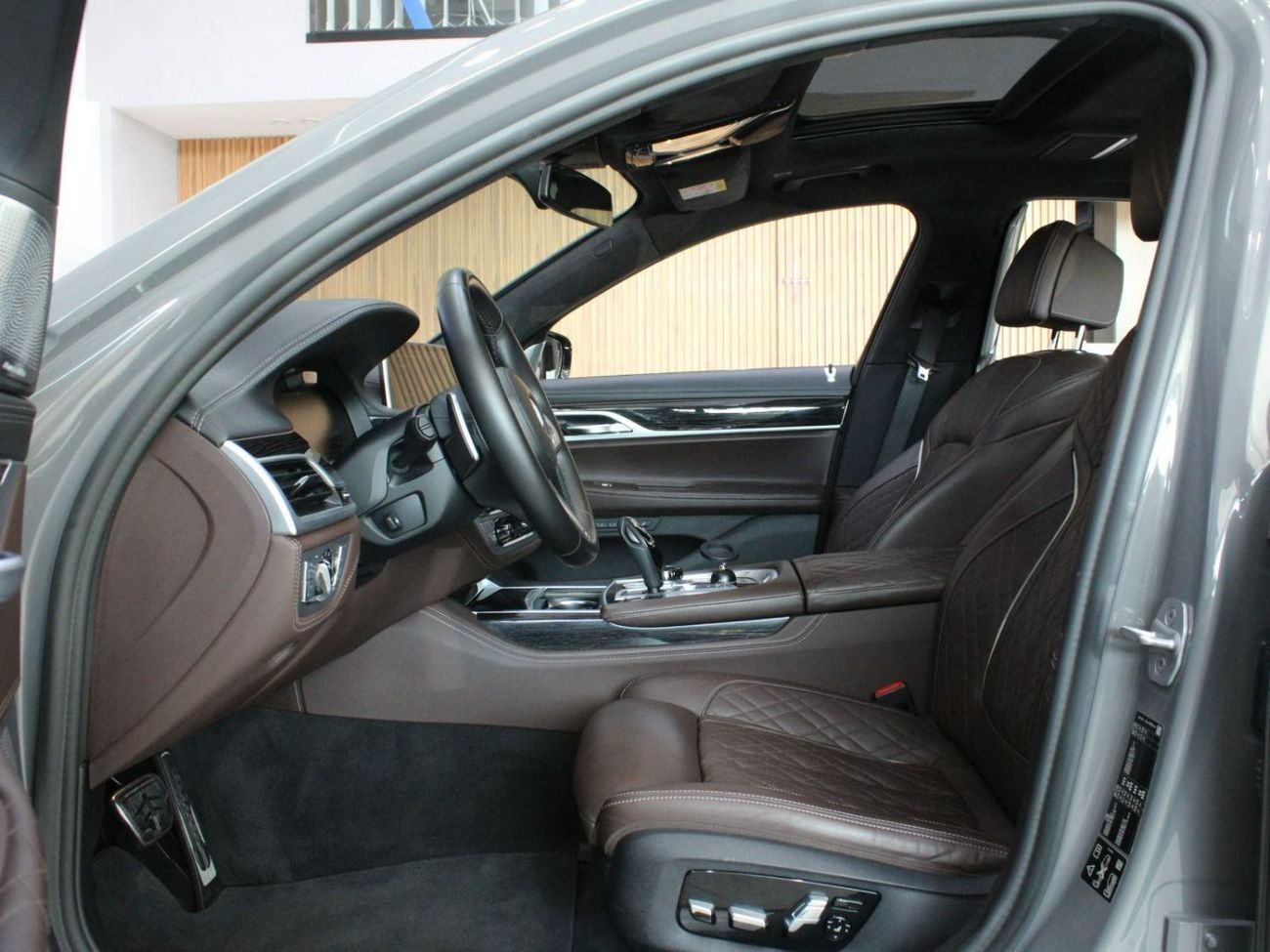 BMW 750Li XDrive - GCC