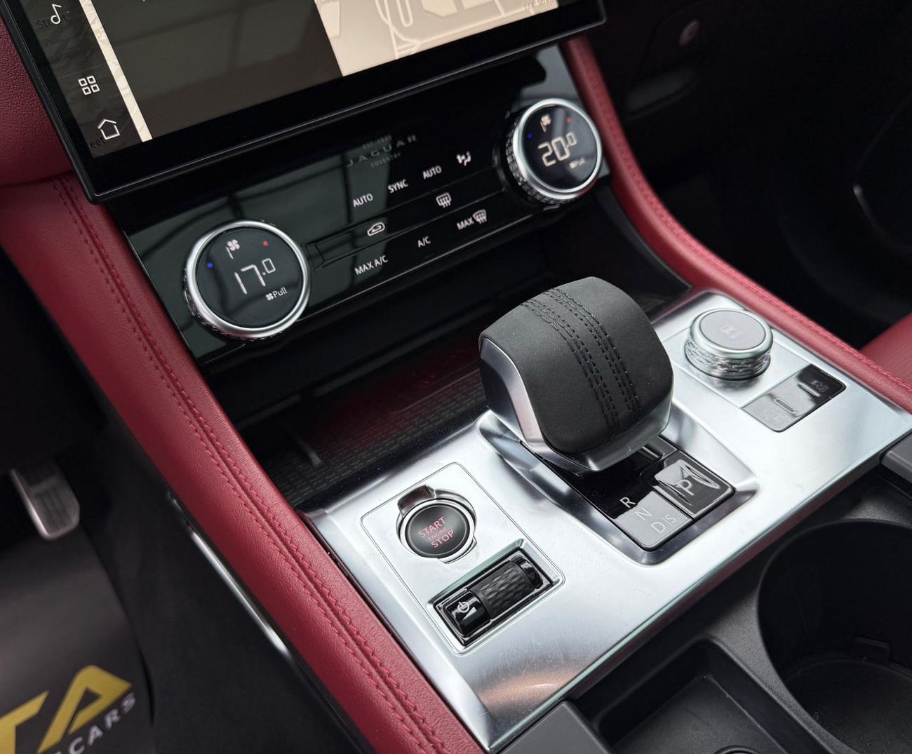 جاكوار E Pace 2022 Jaguar E-Pace R-Dynamic SE, 1 Year Warranty Unlimited, Full Service History, GCC