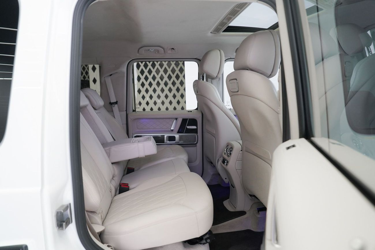 Mercedes-Benz G 63 AMG Std 4.0L