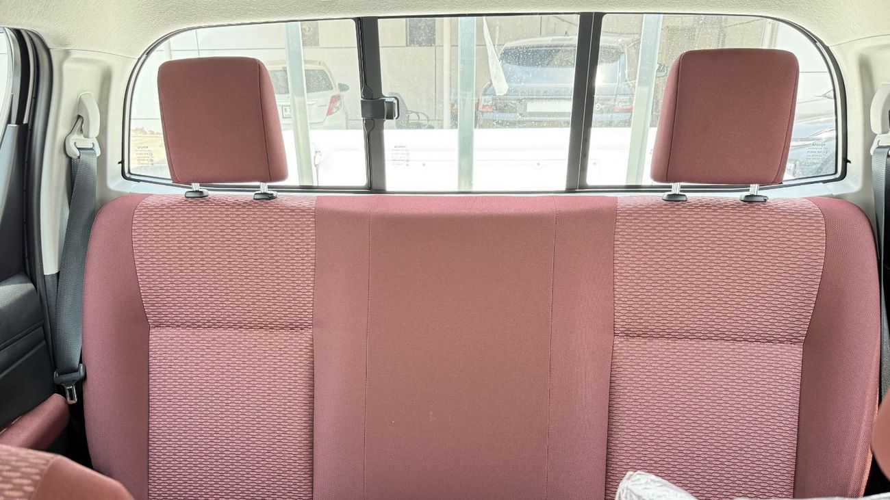 تويوتا هيلوكس Toyota Hilux 2.4L Diesel AT 2025YM